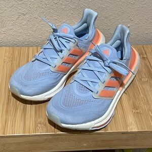 Women’s Adidas Ultraboost Light Blue Dawn / Coral - size 8
